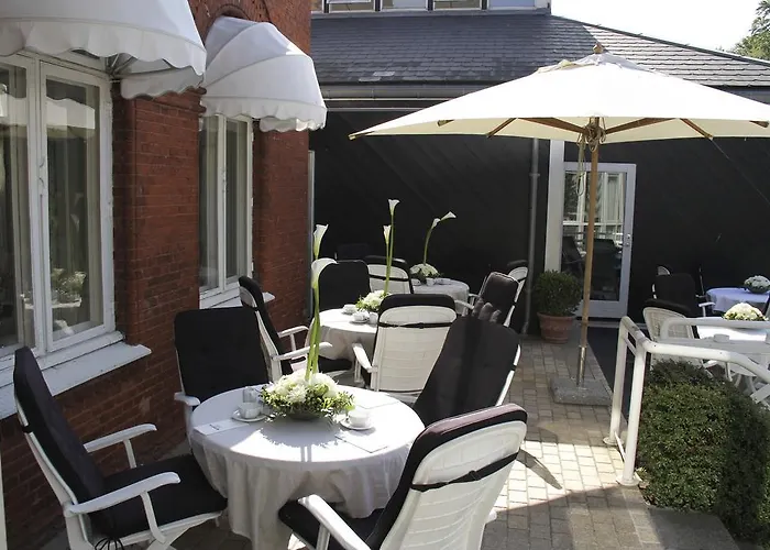 Havreholm Slot 4* Hornbaek